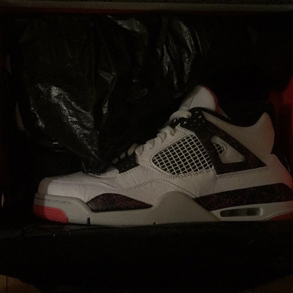 Air Jordan Retro 4